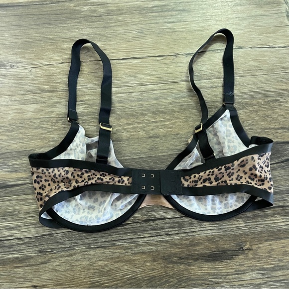 CUUP The Plunge Bra Sz 34F *NWOT* - Picture 6 of 6
